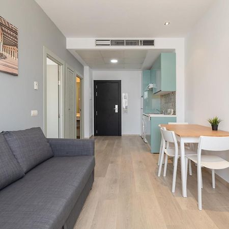Apartment With Free Parking And Pool บอร์มูโคส ภายนอก รูปภาพ