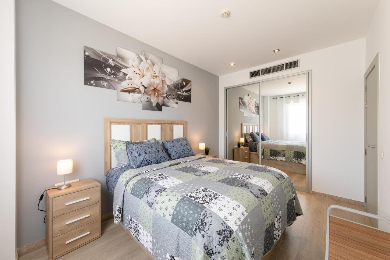 Apartment With Free Parking And Pool บอร์มูโคส ภายนอก รูปภาพ