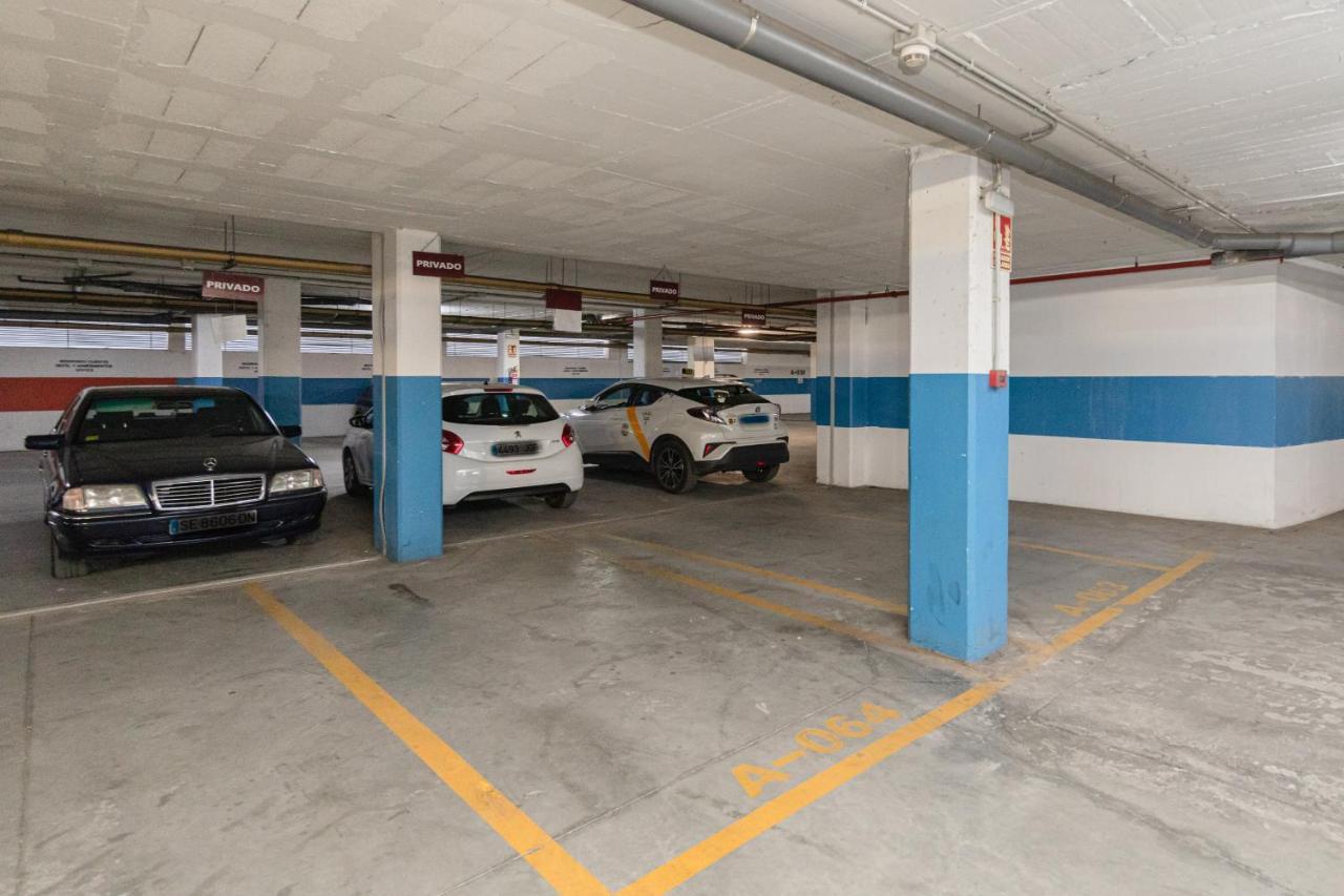 Apartment With Free Parking And Pool บอร์มูโคส ภายนอก รูปภาพ